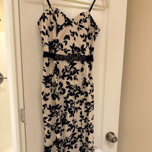 Black and White Mermaid Gown - Picture 1 of 11